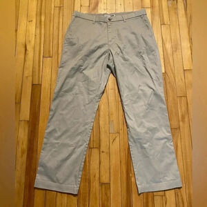 Denver  Hayes khakis